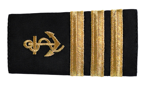 Epaulettes First Officer